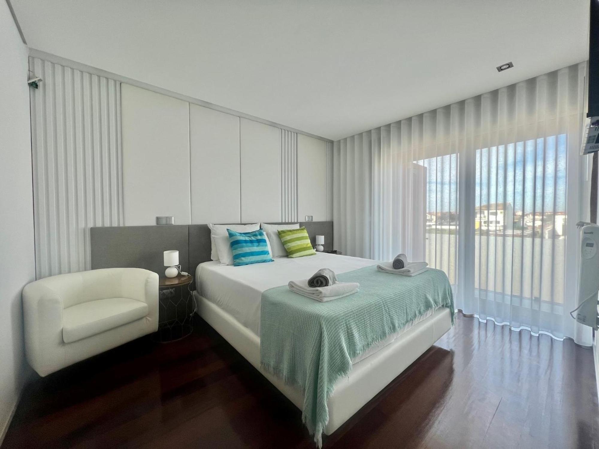 O Cantinho Entre A Ria E O Mar - With Hot Water Pool All Year Round ตอร์เฮย์รา ภายนอก รูปภาพ